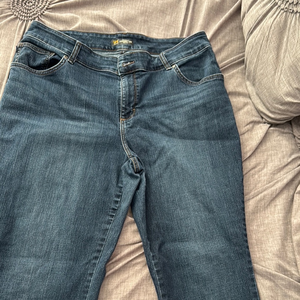 Lee High Rise Blue Jeans